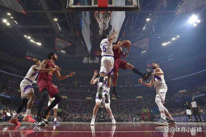 金年会首页-关于风云突变尼斯赛前更衣室发声，荷甲版图或变，引发热议，赛程密集仍需轮换的信息-金年会首页